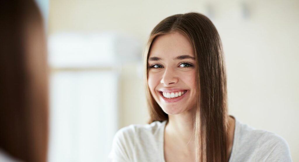 Porcelain Dental Veneers in Thousand Oaks